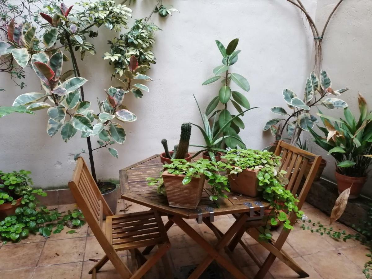 Apartamento Teatro Del Mercado Apartment ซาราโกซา ภายนอก รูปภาพ