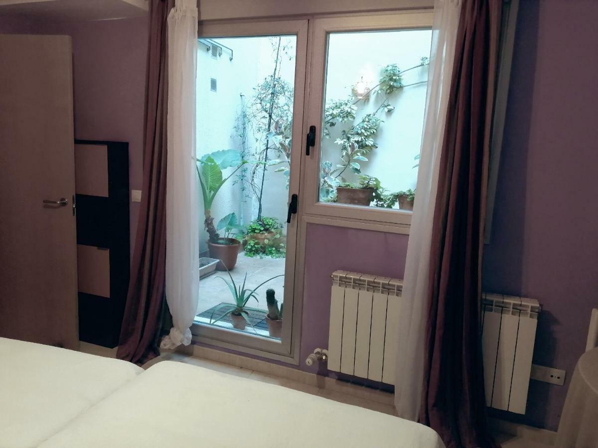 Apartamento Teatro Del Mercado Apartment ซาราโกซา ภายนอก รูปภาพ